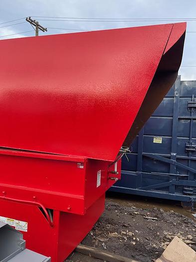 Refurbished PTR 2.5yd Model 2500HD Stationary Machine