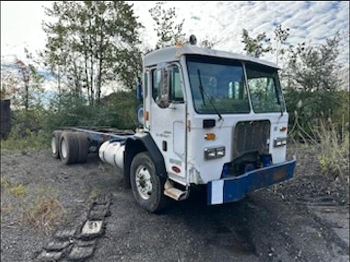 Used 2014 Peterbilt Cab & Chassis