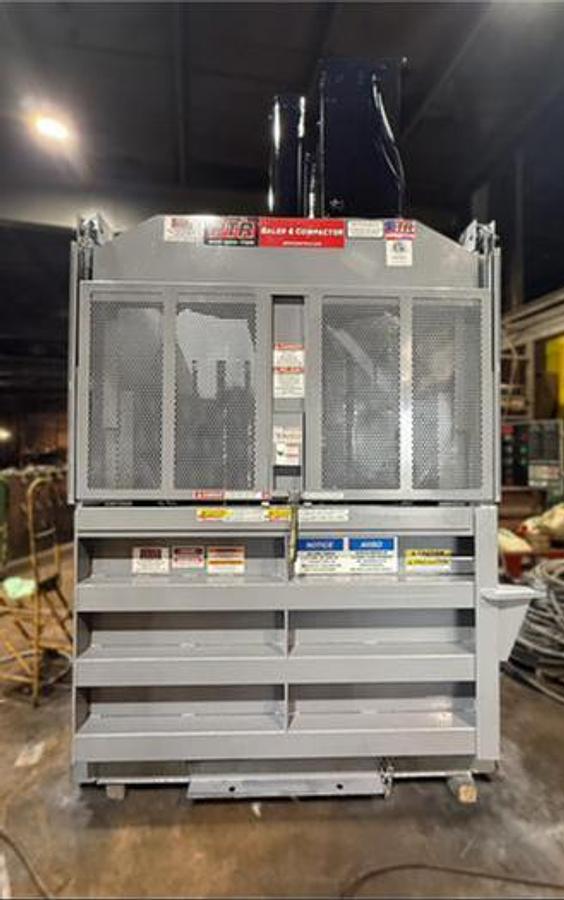 Refurbished PTR Model 7200HD-8 Baler Machine