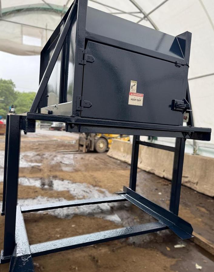 Refurbished 6yd Wastequip VIP Model D-600