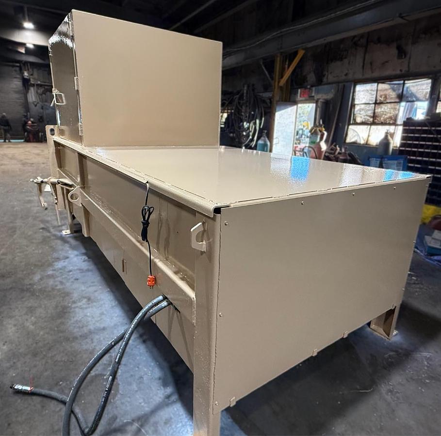 Refurbished 3yd Harmony Model C-300 Stationary Machine