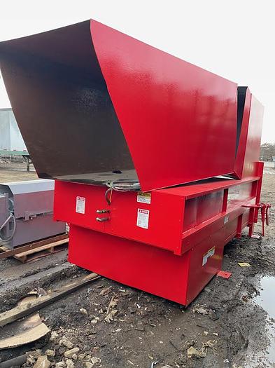 Refurbished PTR 2.5yd Model 2500HD Stationary Machine