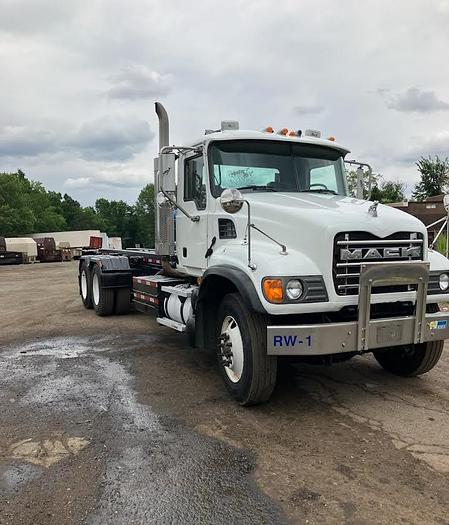 Used 2005 Mack CV713 Granite Roll Off
