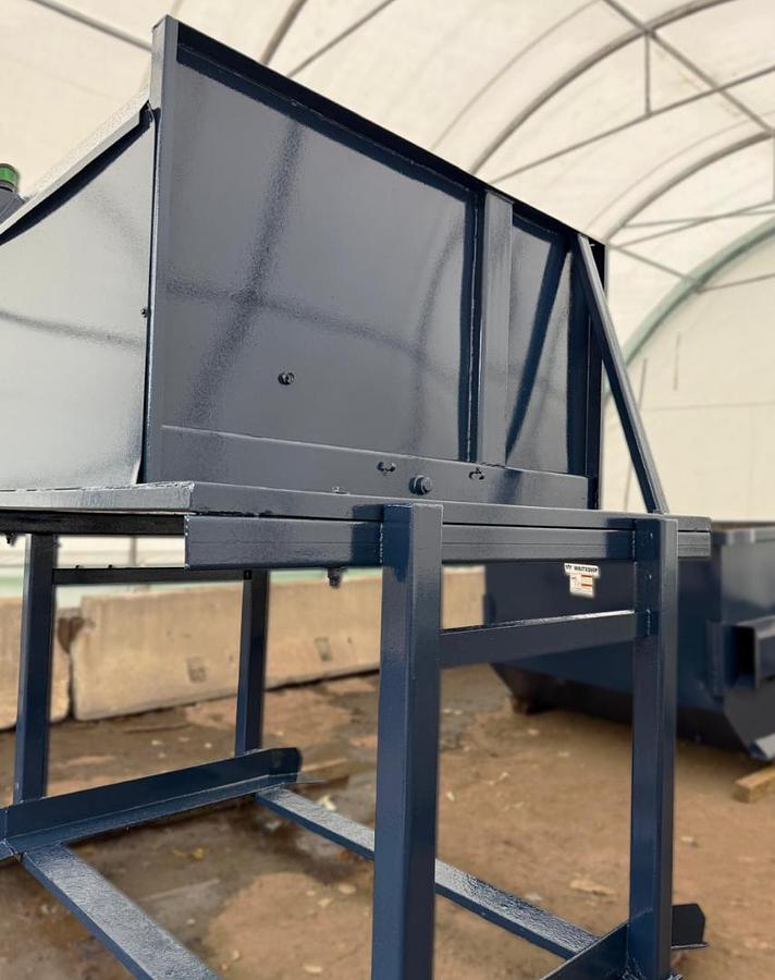 Refurbished 6yd Wastequip VIP Model D-600