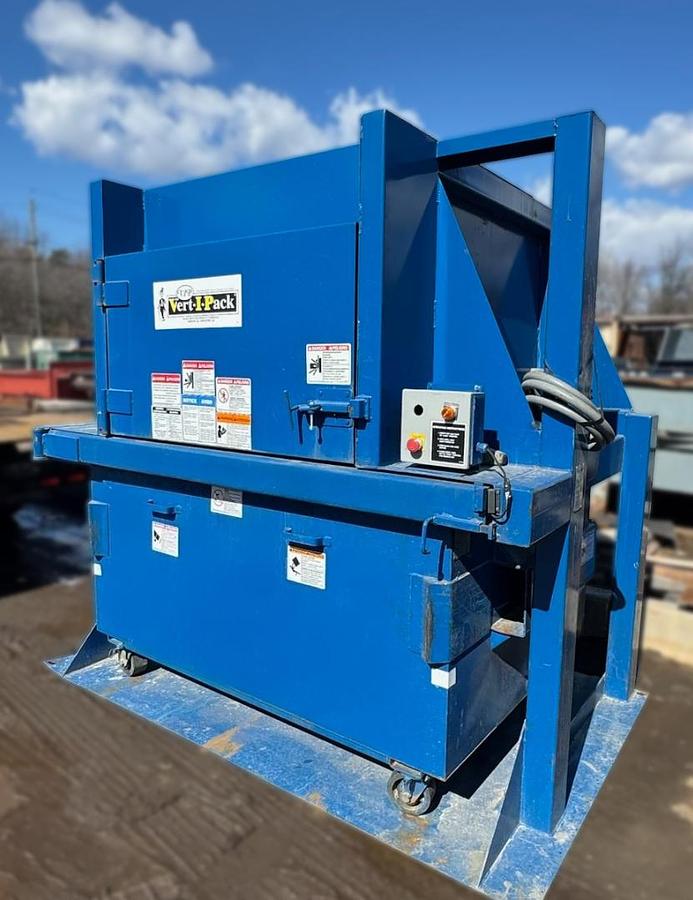 Used Marathon Vert-I-Pak 3 yard