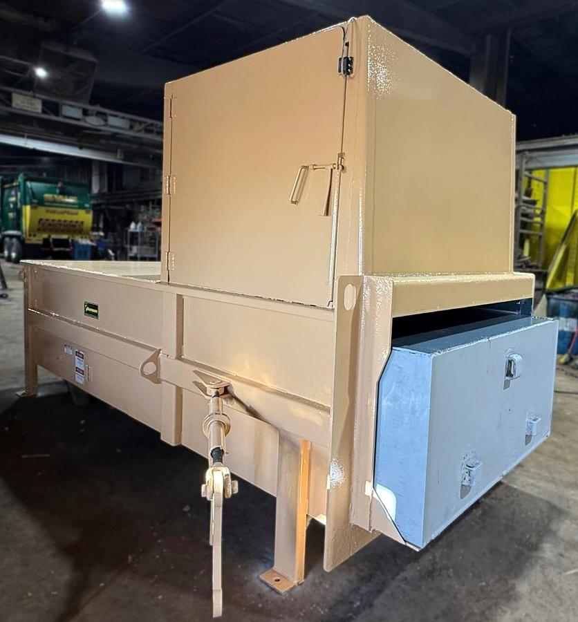 Refurbished 3yd Harmony Model C-300 Stationary Machine