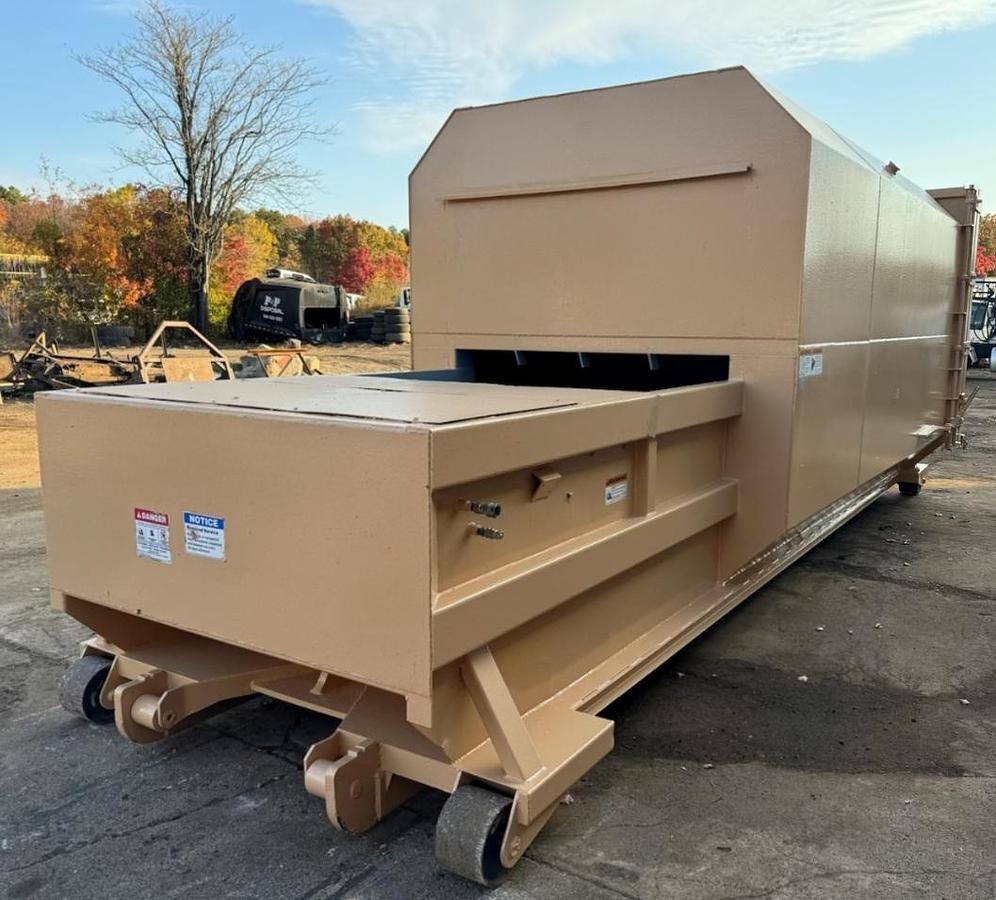 Used Operational 30 yd Wastequip 265TP Self-Contained Compactor