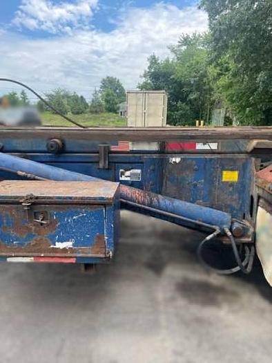 Used 2004 MACK GRANITE CV713