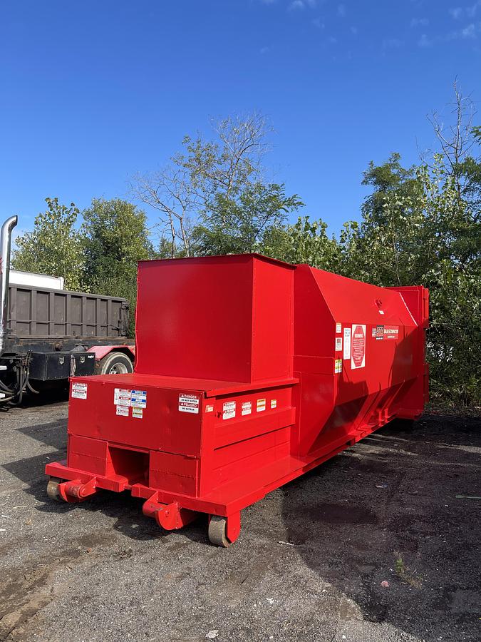 Used 20 yard Custom PTR Self-Contained Compactor Fully Operational