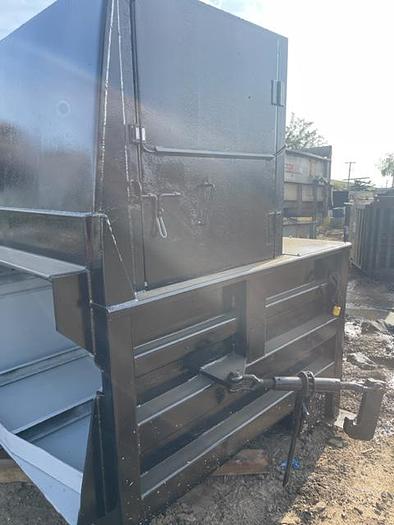 Refurbished 2-yard Global Stationary Compactor