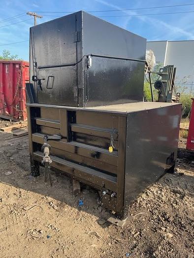 Refurbished 2-yard Global Stationary Compactor