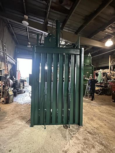 Refurbished PTR Vertical 60 Inch Baler 6030HD