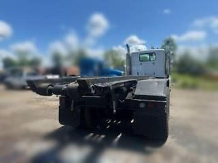 Used 2004 Western Star 4900 Series Roll Off Truck