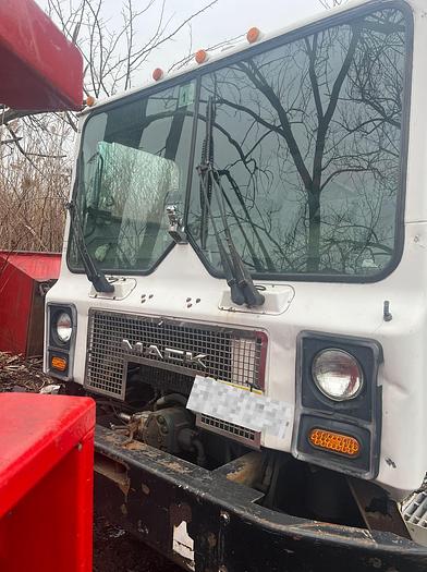 Used 2001 MR Mack