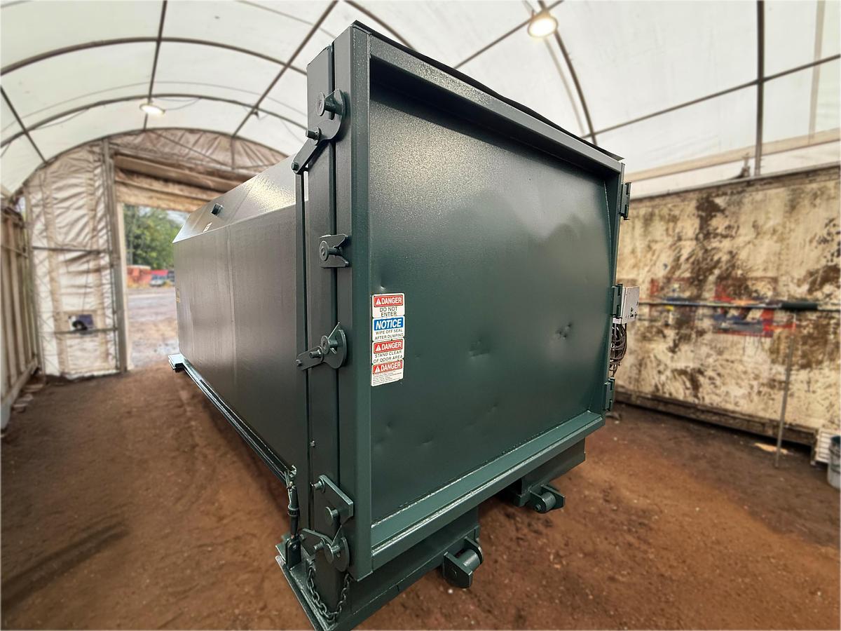 Used Bace 30 yard Self-Contained Compactor Fully Operational