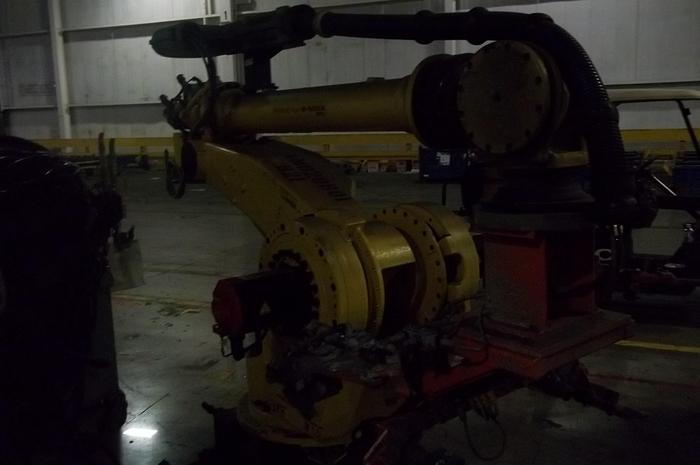 Used FANUC ROBOT LIQUIDATION SALE M900iA/260L ROBOTS WITH R30iA CONTROLLERS (30) LOW HOUR UNITS IN THIS GROUP