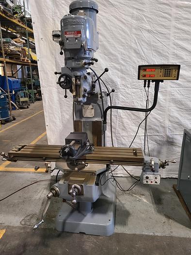 Used Bridgeport 2 HP Milling Machine Digital Read Out Power Feed 6" Vise & Lube Mill Miller