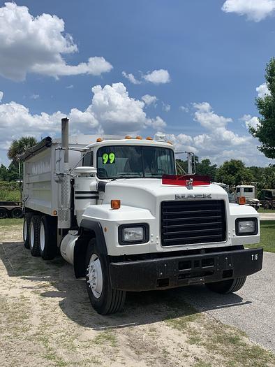 Used 1999 Mack RD 688S Tri Axl Dump Truck