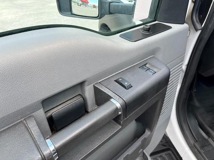 Used Altec AT40G 45ft Bucket Boom on 2013 Ford F550 4x4 Extended Cab Utility Truck – C98558
