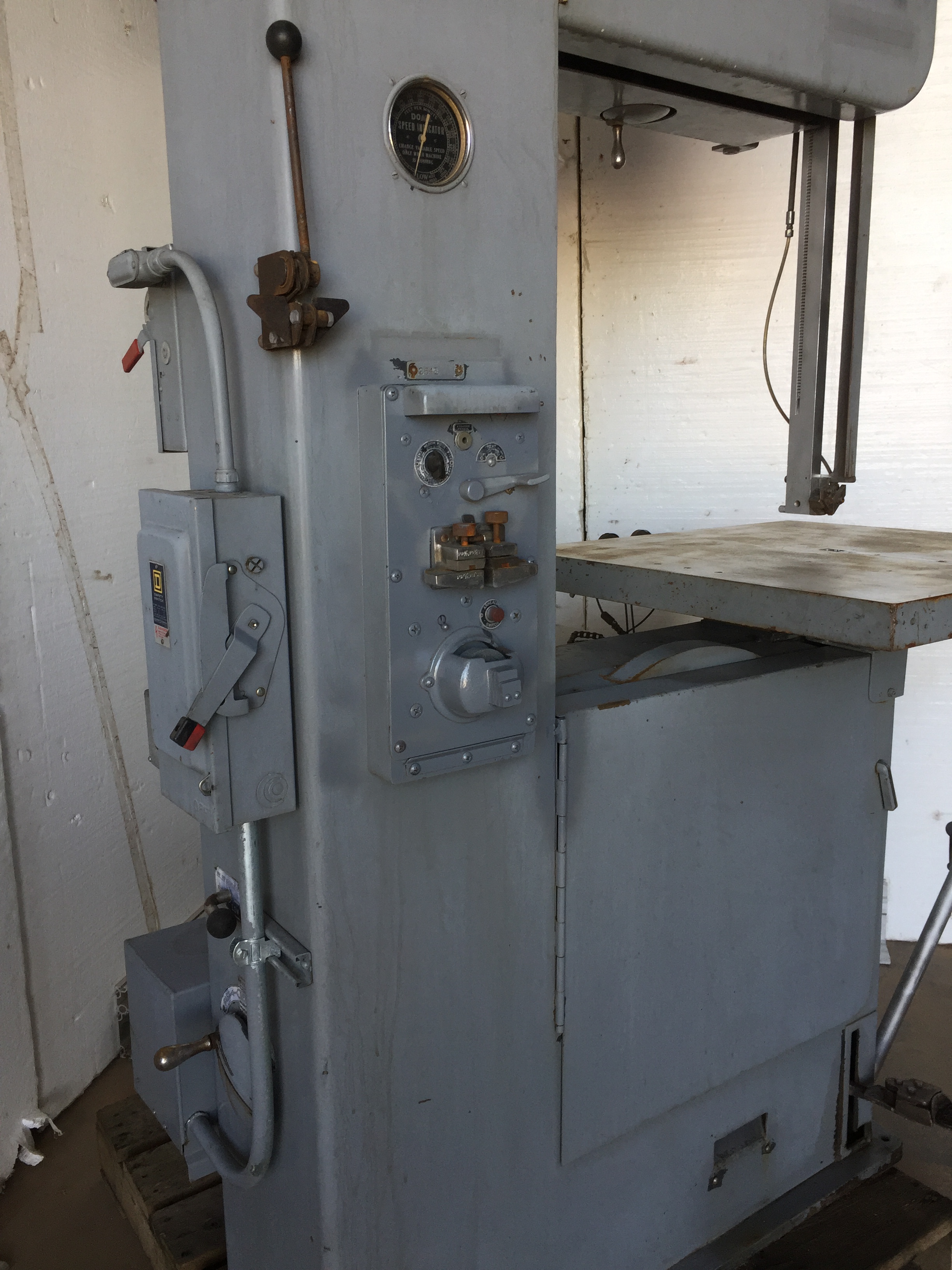 Used 26” DoAll Mdl. 2626 Extended Height Vert. Band Saw