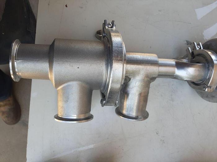 Used Valve, Shut-Off, 2", 316L Stainless Steel, Tri-Clover, Model 361TR-10M-20-2 #S744699
