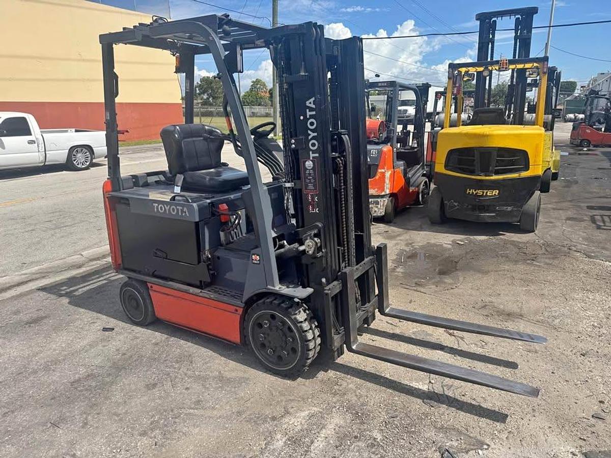 Used 2017 Toyota Electric Forklift 5,000 lbs