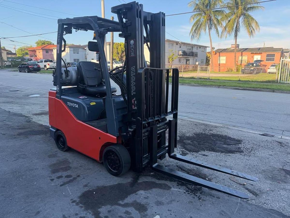 Used Toyota 8FGCSU20 4,000 lb