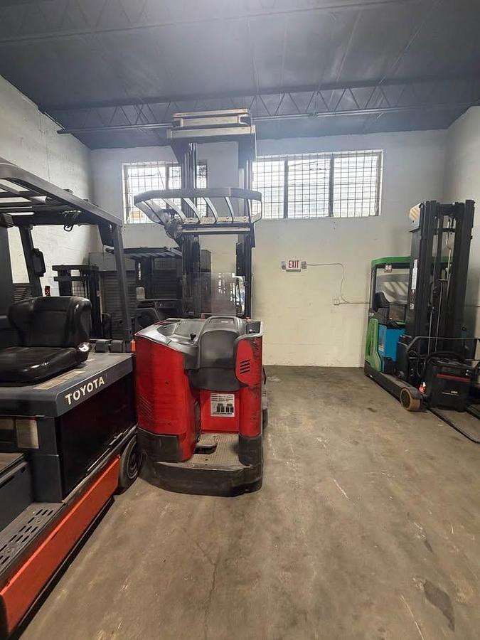 Used Raymond single reach