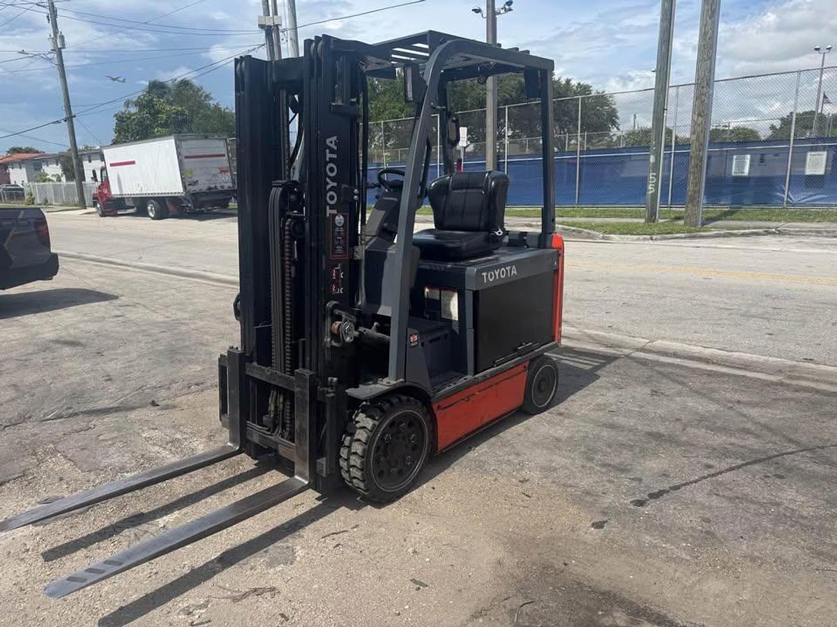 Used 2017 Toyota Electric Forklift 5,000 lbs