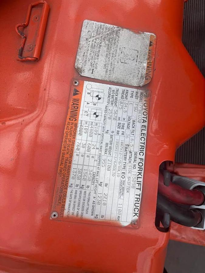 Used Toyota 7fbeu20 3 wheel electric forklift