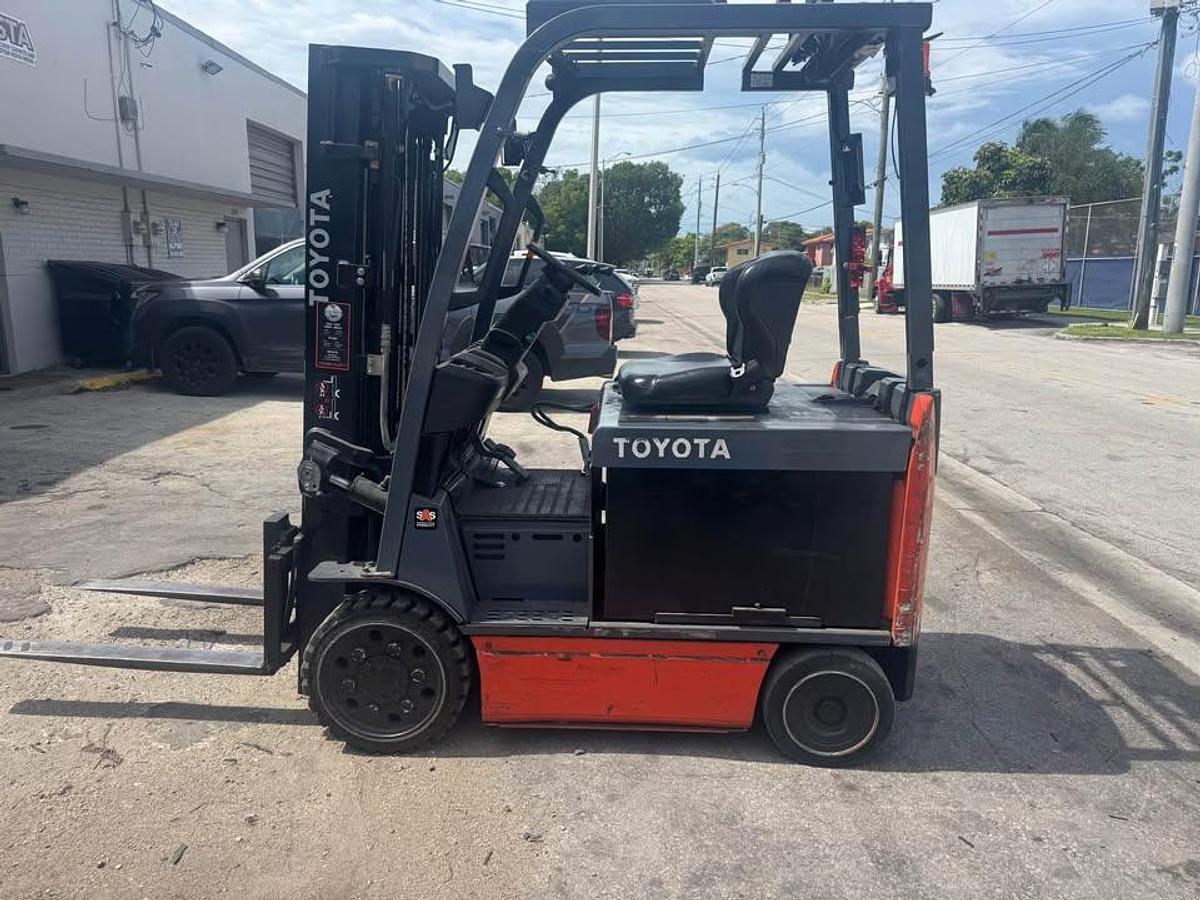 Used 2017 Toyota Electric Forklift 5,000 lbs