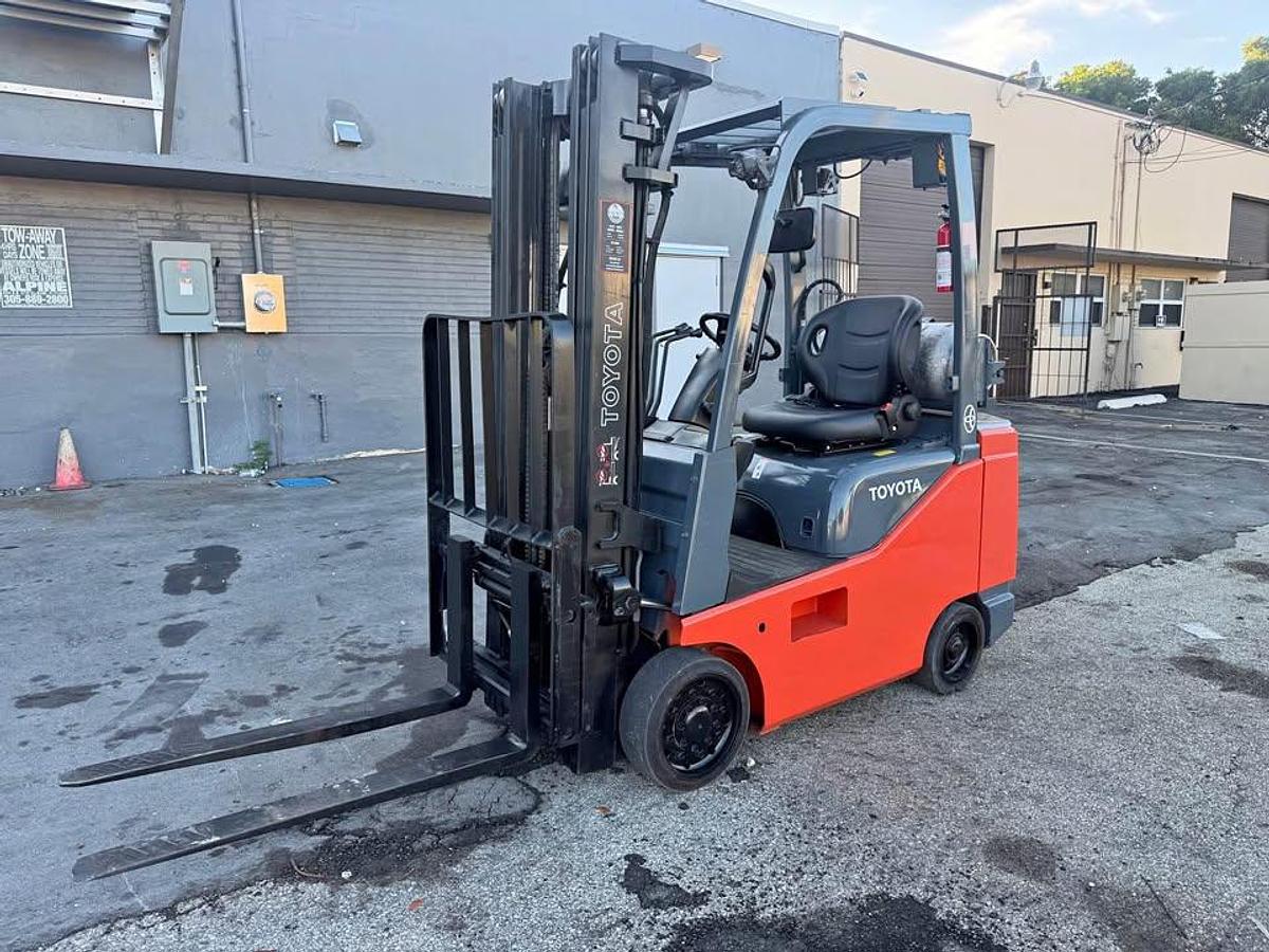 Used Toyota 8FGCSU20 4,000 lb