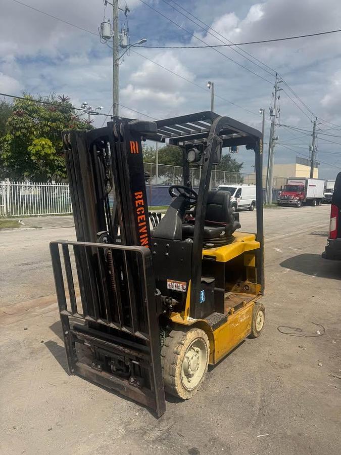 Used Yale electric forklift
