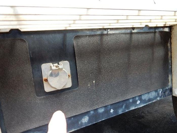 Used 2008 Mack MRU613