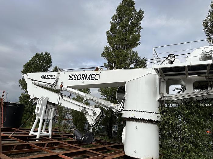 Knuckle-boom crane Sormec M650/EL 34 tons excellent condition.