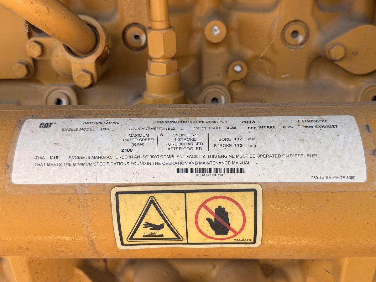 Caterpillar  C15 generator complete with motor, alternator and trailer.