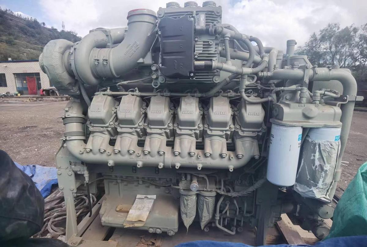 MTU 12V000C66 engine