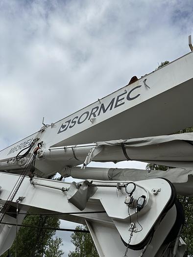 Knuckle-boom crane Sormec M650/EL 34 tons excellent condition.
