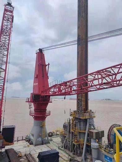 Huisman 300mT Pedestal Mounted Offshore Crane  (PMOC)