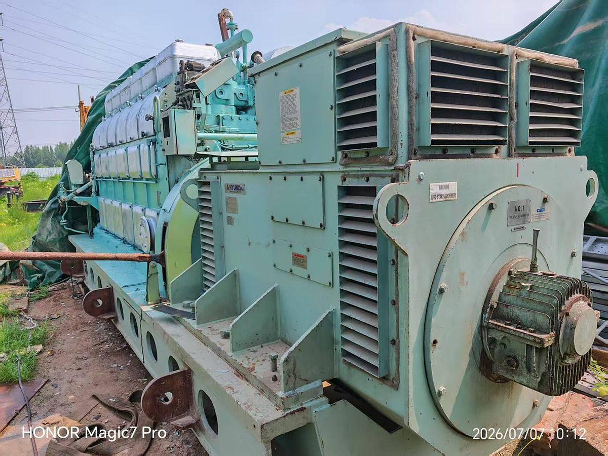 Used Hyundai MAN B&W 6L28/32H marine generators