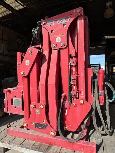 Used National Oilwell ST120 Iron Rough Neck.