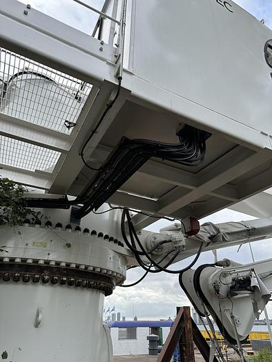 Knuckle-boom crane Sormec M650/EL 34 tons excellent condition.