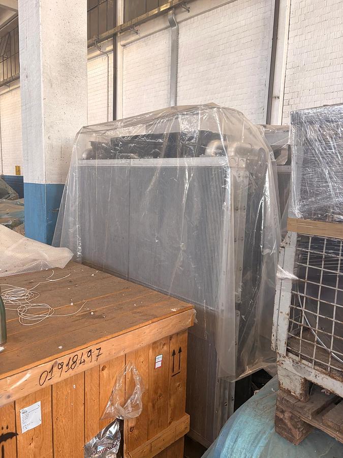 Caterpillar 3512B New Built 2015 generator with Radiator