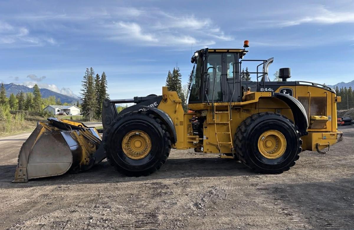 Used 2021 John Deere