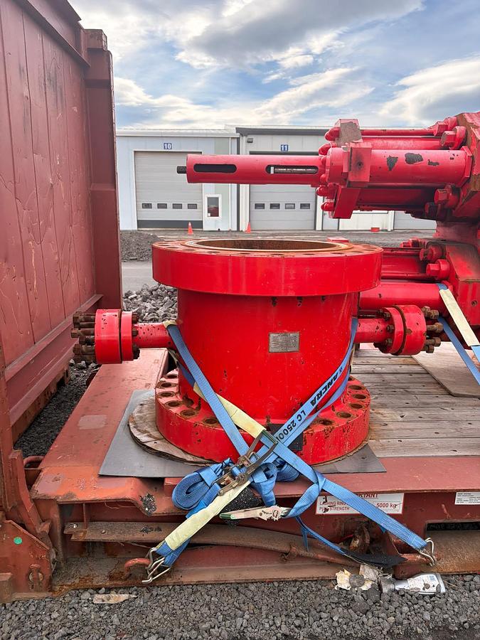 2022 Shanghai Shenkai Petroleum Equipment 26 3/4" - 3000 psi