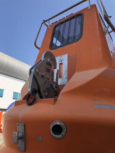 Rescue boat enclosed New with Davit