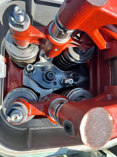 Himsen Hyundai 8H32/40P Marine Propulsion engine New.