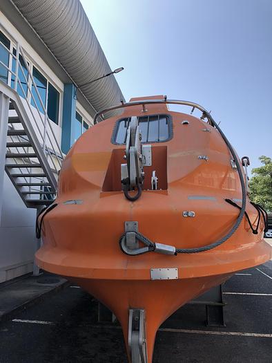 Rescue boat enclosed New with Davit