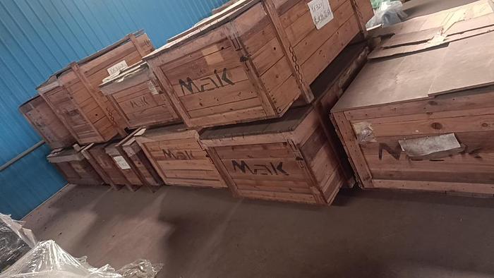 Mak 6M25C marine propulsion engine unused x 2 sets built year 2015 with ABS certificates.