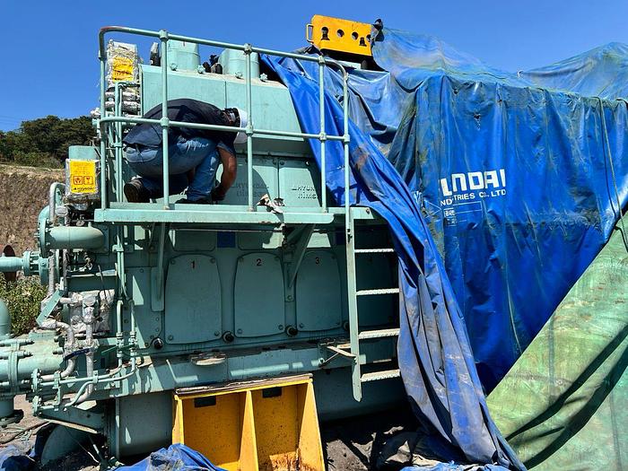 Himsen Hyundai 8H32/40P Marine Propulsion engine New.